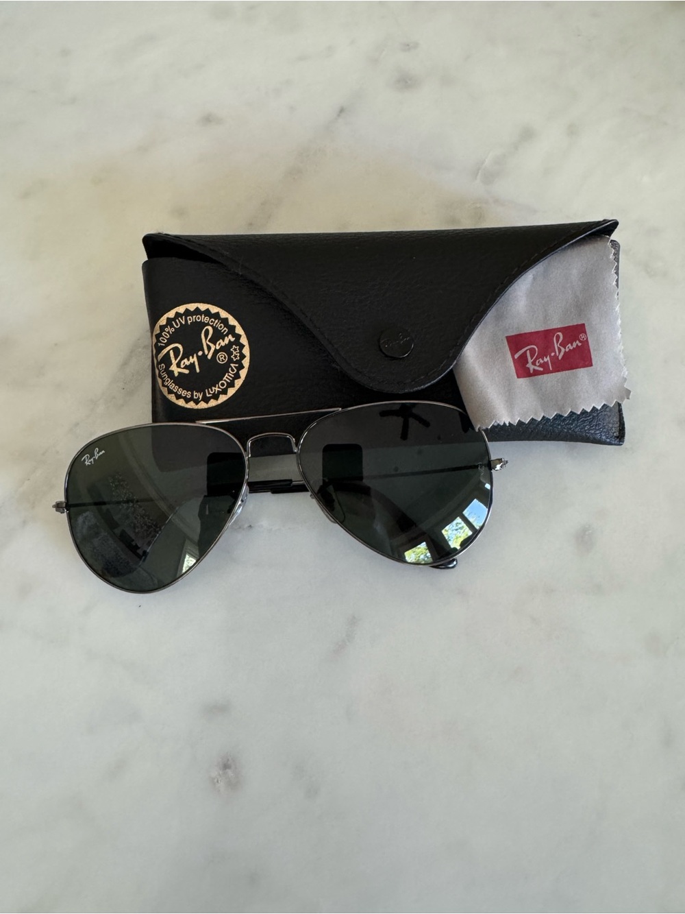 Ray-Ban Aviator Sunglasses in Black with Dark Green Lenses